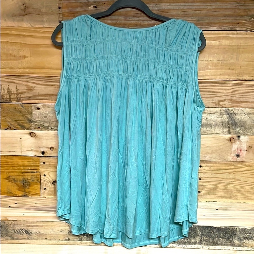 Allie Rose size M Sage Color Super Soft Sleeveless Oversized lightweight Blouse
